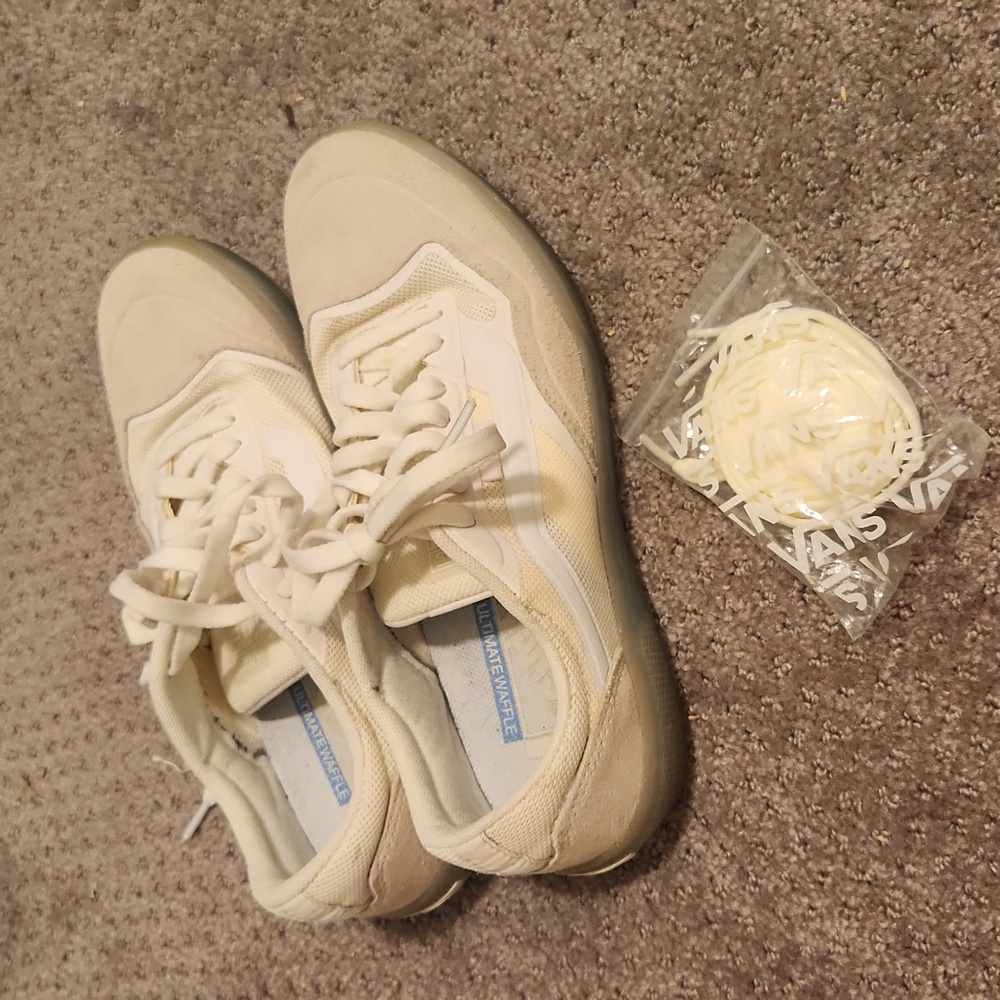 Vans Ave Pro Women's 7.5